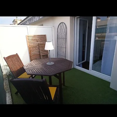 Confort Avec Terrasse Pau