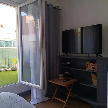 Confort Avec Terrasse Apartamento